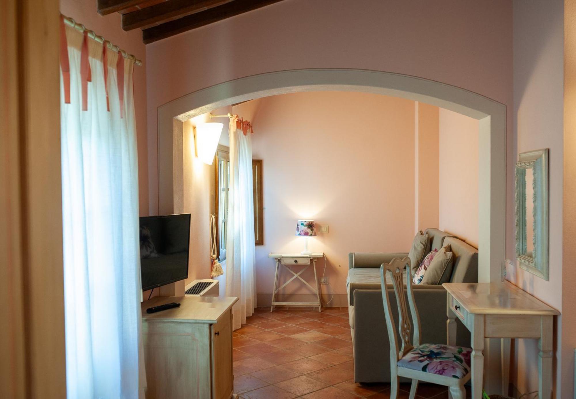 Le Colombaie Country Resort Ponsacco Exterior photo